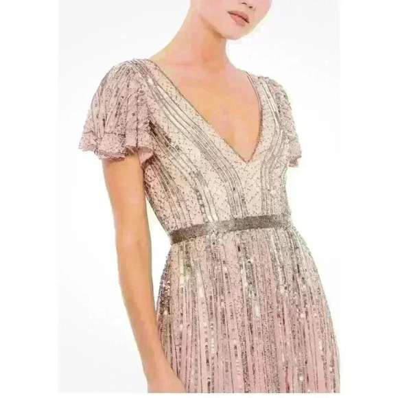 Mac Duggal Flutter-Sleeve Sequin Gown Size 12 - Picture 3 of 11